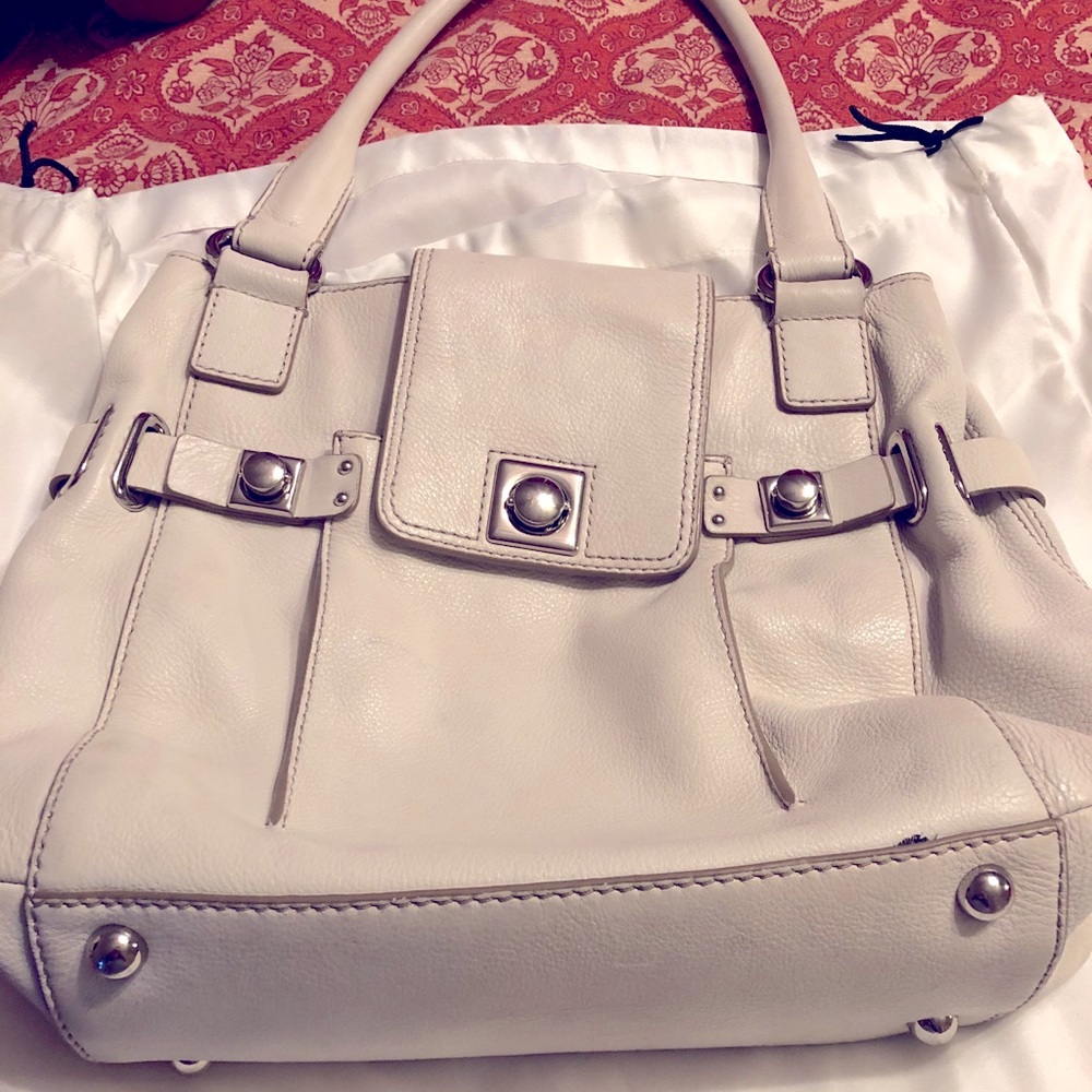 Banana republic off white medium shoulder bag